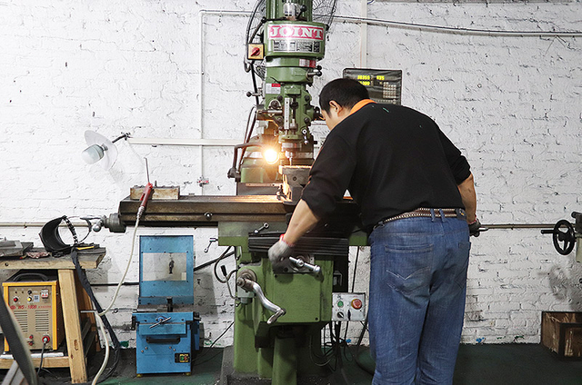 模具设备（铣床）Milling machine