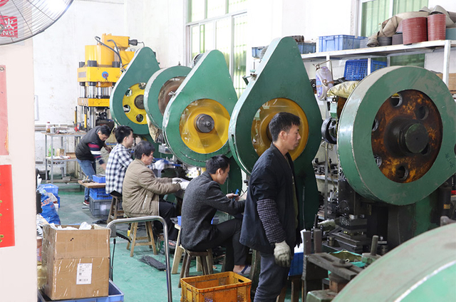 25吨冲床25 Ton Stamping Machine